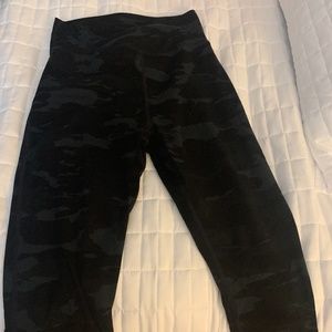 Alphalete CAMO leggings